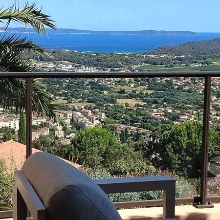 Juan Climatisée, Au Calme, Avec Piscine, Grand Jardin Et Vue Panoramique * Bormes-les-Mimosas