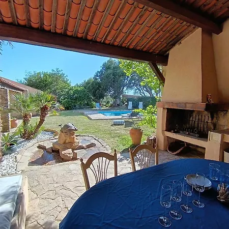 Juan Climatisée, Au Calme, Avec Piscine, Grand Jardin Et Vue Panoramique Bormes-les-Mimosas