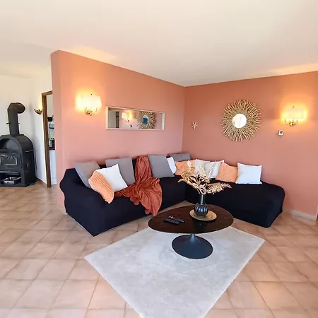 Juan Climatisée, Au Calme, Avec Piscine, Grand Jardin Et Vue Panoramique Villa *