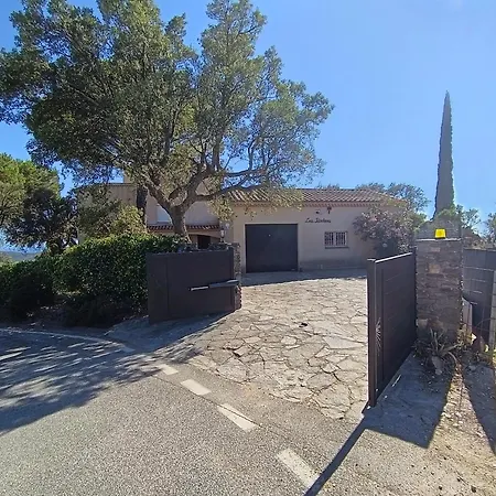 Juan Climatisée, Au Calme, Avec Piscine, Grand Jardin Et Vue Panoramique Bormes-les-Mimosas